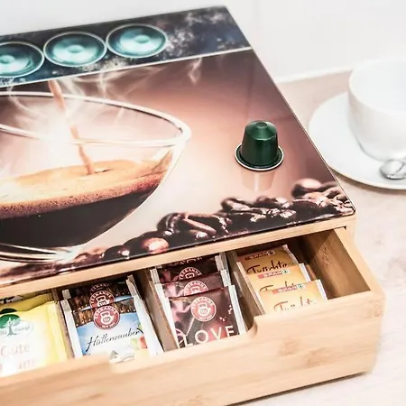 Apartman Pouringraz Fuer Kunst- Und Tennisliebhaber