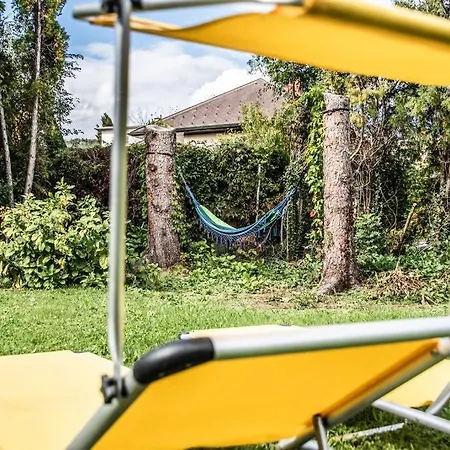 Pouringraz Fuer Kunst- Und Tennisliebhaber Appartement *